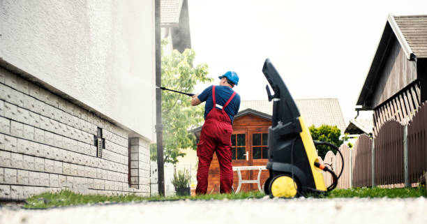 Best Graffiti Removal  in Riverside, NY